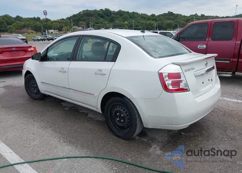 2011 Nissan Sentra 2.0S from USA, damaged, VIN 3N1AB6AP4BL686100